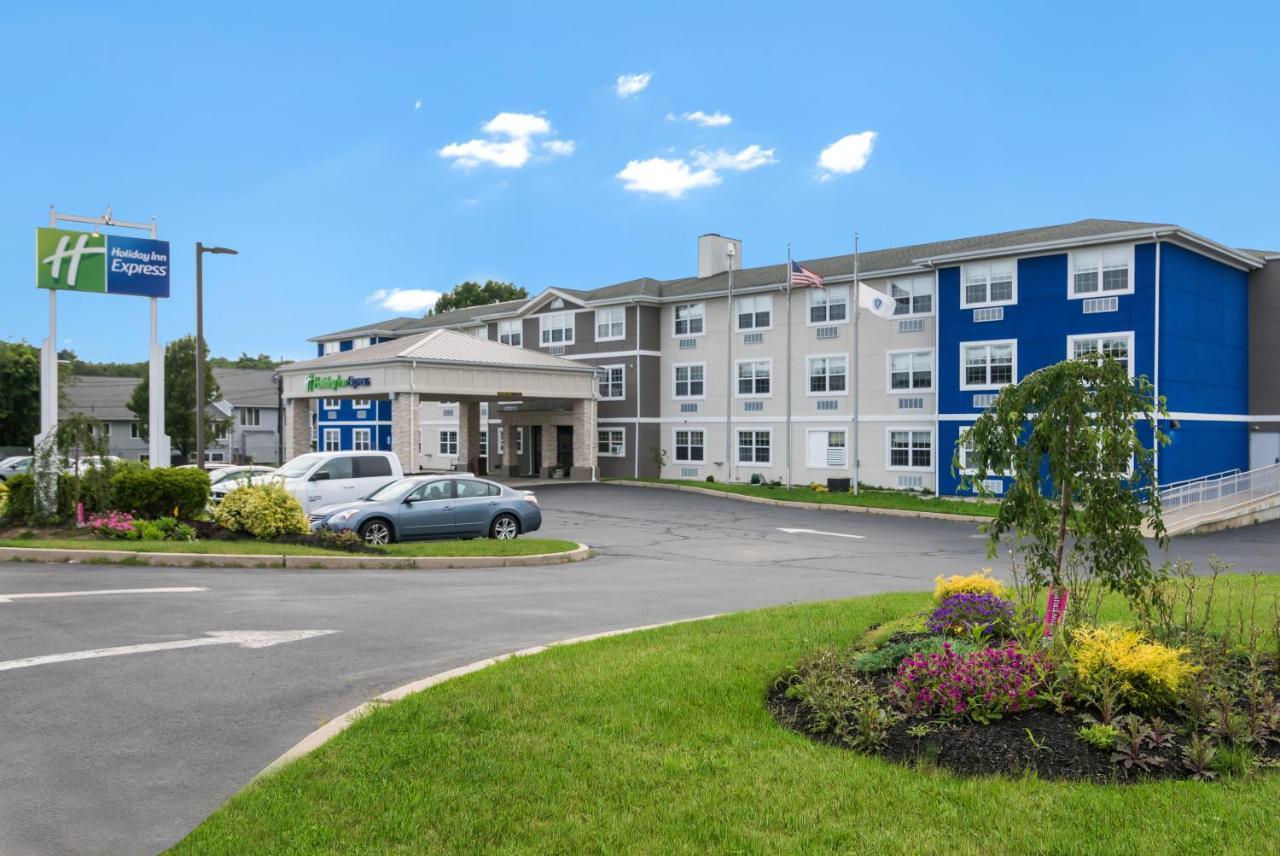 Holiday Inn Express - Plymouth By Ihg מראה חיצוני תמונה
