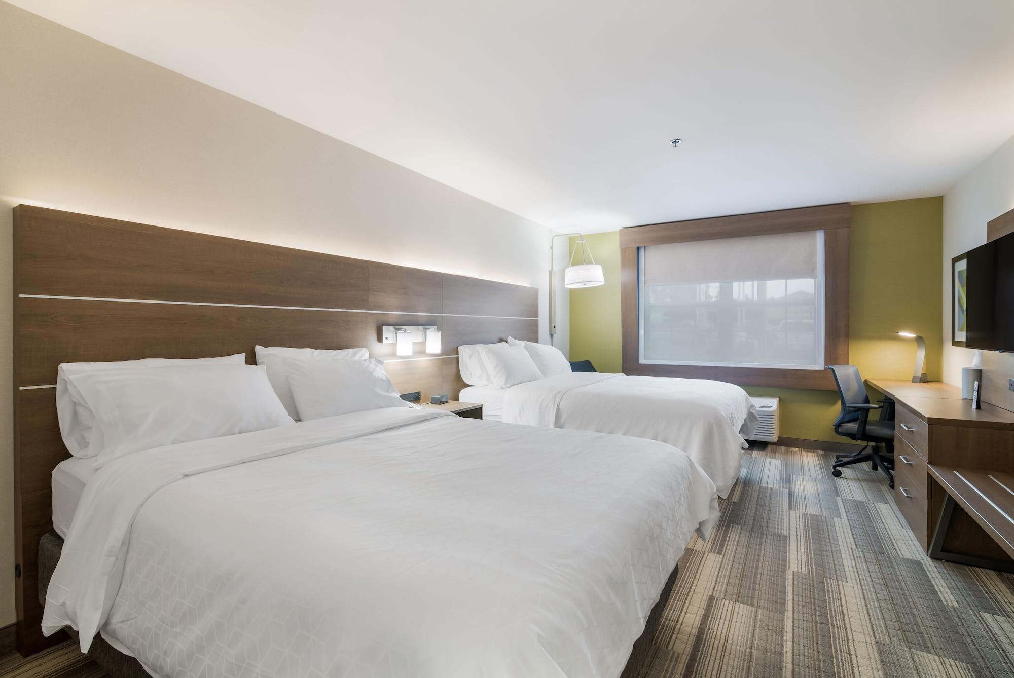 Holiday Inn Express - Plymouth By Ihg מראה חיצוני תמונה