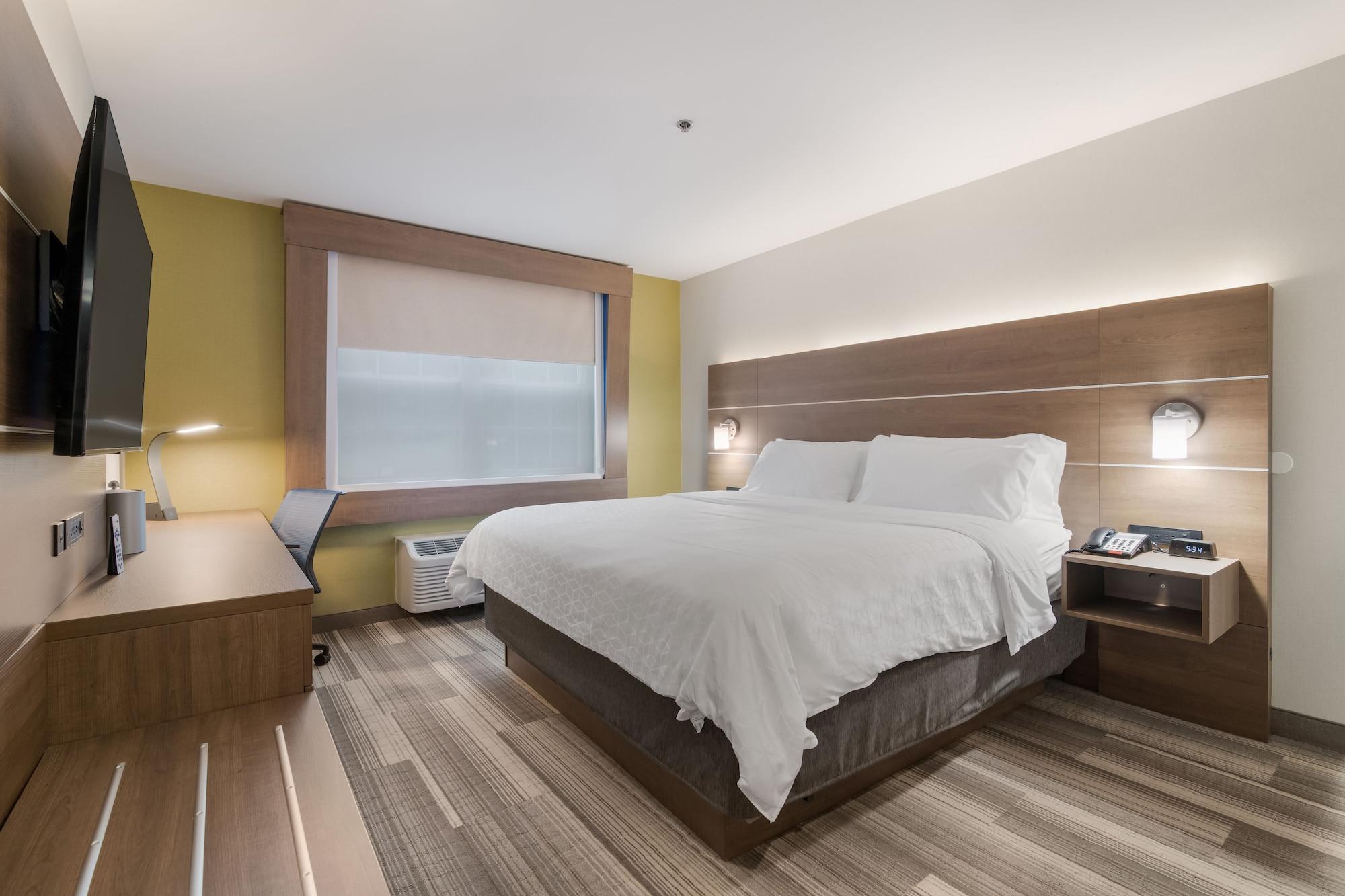 Holiday Inn Express - Plymouth By Ihg מראה חיצוני תמונה