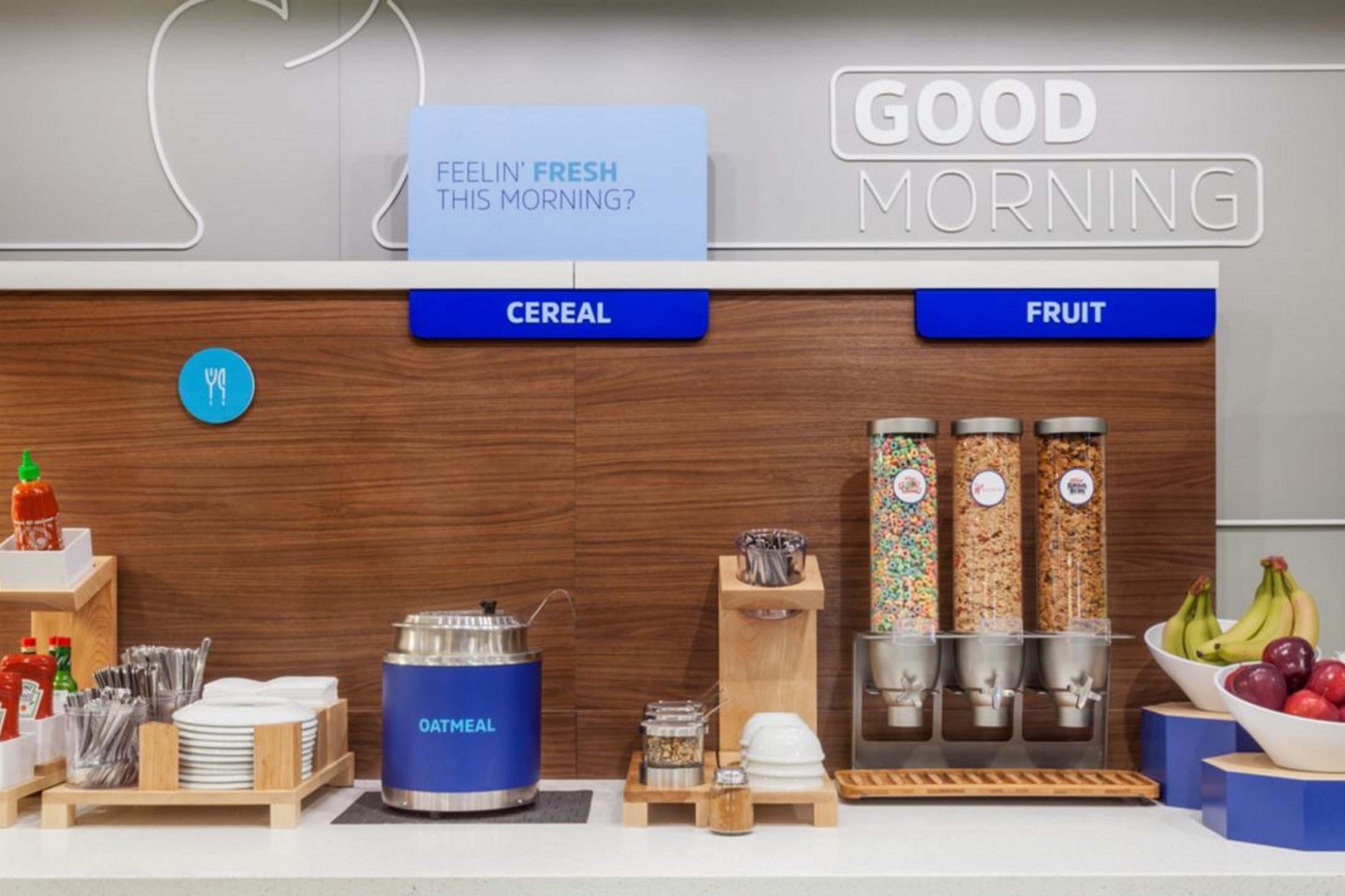 Holiday Inn Express - Plymouth By Ihg מראה חיצוני תמונה