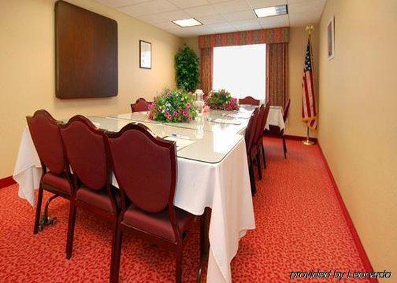 Holiday Inn Express - Plymouth By Ihg מסעדה תמונה